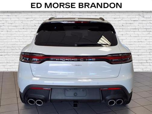 2023 Porsche Macan T