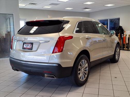 2017 Cadillac XT5 Luxury