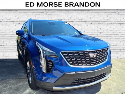 2022 Cadillac XT4 Premium Luxury