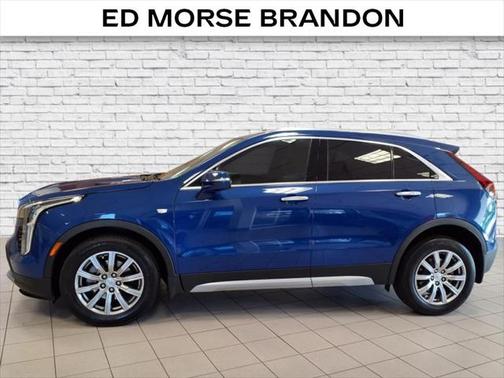 2022 Cadillac XT4 Premium Luxury
