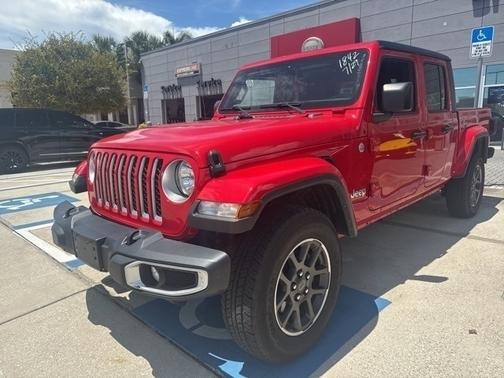2023 Jeep Gladiator Overland