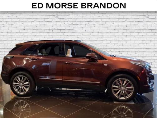 2022 Cadillac XT5 Sport