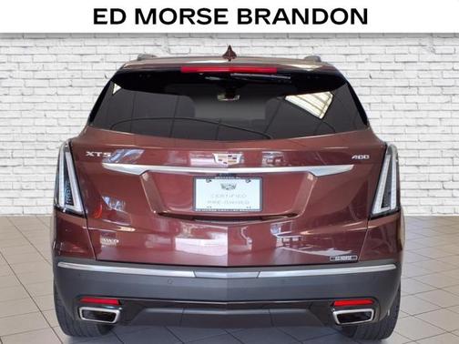2022 Cadillac XT5 Sport