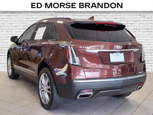 2022 Cadillac XT5 Sport