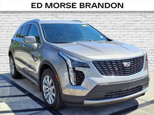 2022 Cadillac XT4 Premium Luxury
