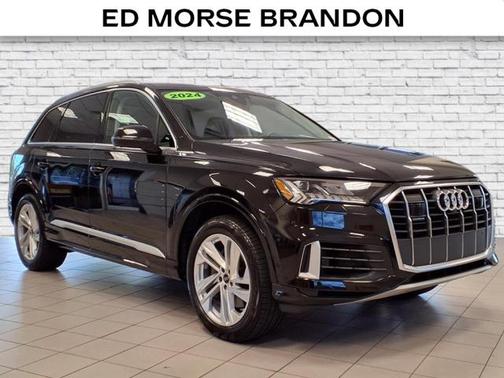 2024 Audi Q7 55 Premium Plus