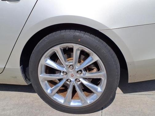 2013 Cadillac XTS Luxury