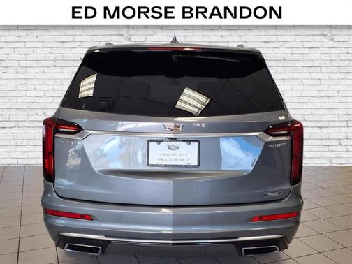 2022 Cadillac XT6 Luxury FWD
