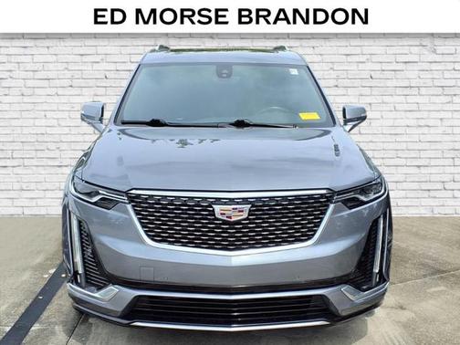 2022 Cadillac XT6 Luxury FWD