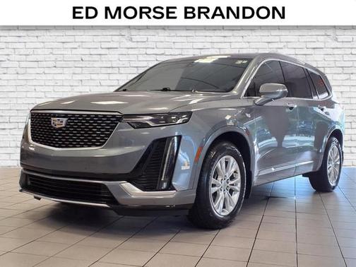 2022 Cadillac XT6 Luxury FWD