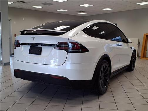 2022 Tesla Model X Plaid Tri Motor All-Wheel Drive
