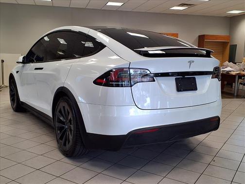 2022 Tesla Model X Plaid Tri Motor All-Wheel Drive