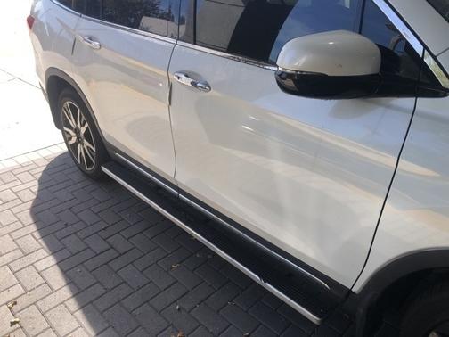 2022 Honda Pilot Touring 8-Passenger