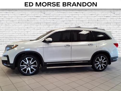 2022 Honda Pilot Touring 8-Passenger