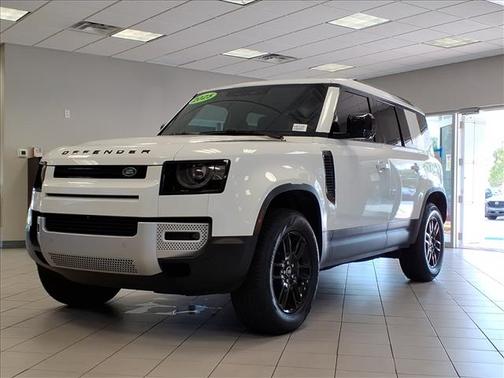 2025 Land Rover Defender 110 P300