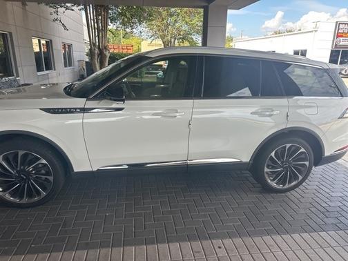 2021 Lincoln Aviator Reserve AWD