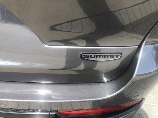 2023 Jeep Grand Cherokee L Summit Reserve