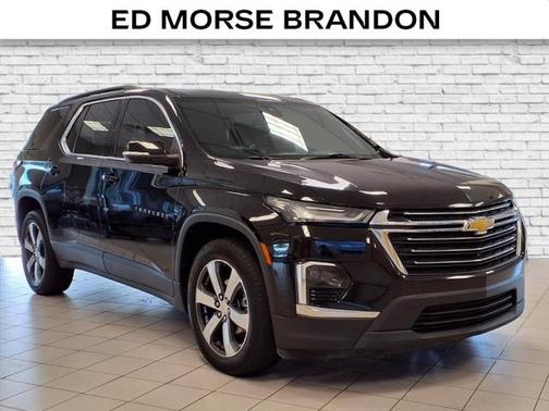 2022 Chevrolet Traverse LT Leather