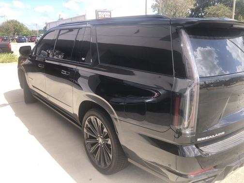 2025 Cadillac Escalade ESV V-Series