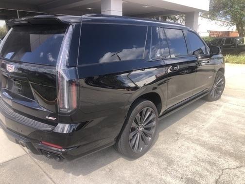 2025 Cadillac Escalade ESV V-Series