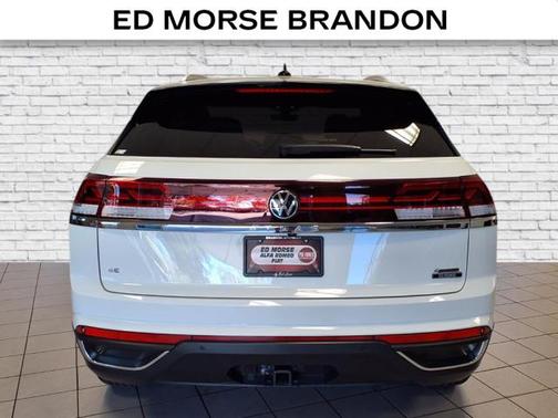 2024 Volkswagen Atlas Cross Sport 2.0T SE w/Technology 4MOTION