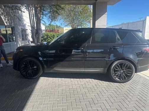 2019 Land Rover Range Rover Sport SE