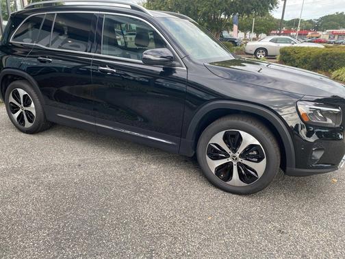 2024 Mercedes-Benz GLB 250 4MATIC