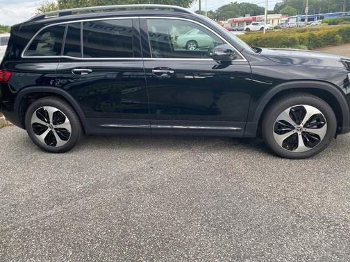 2024 Mercedes-Benz GLB 250 4MATIC