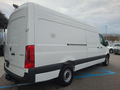 Arctic White 2025 Mercedes-Benz Sprinter 2500 High Roof