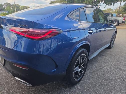 Starling Blue Metallic 2024 Mercedes-Benz GLC 300 4MATIC Coupe