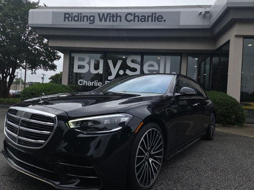 Obsidian Black Metallic 2024 Mercedes-Benz S-Class 4MATIC