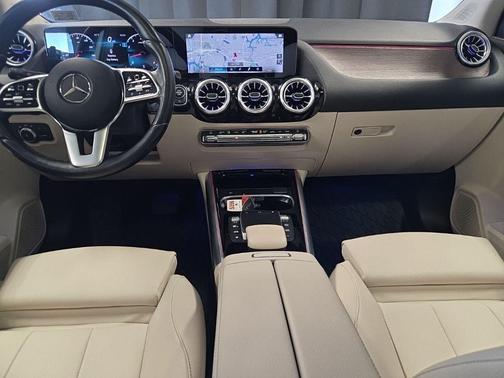 Polar White 2022 Mercedes-Benz GLA 250 4MATIC