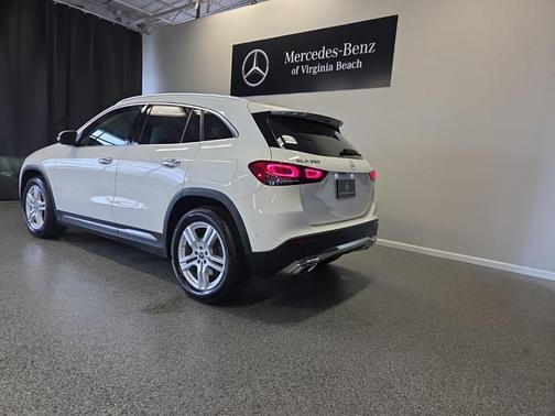 Polar White 2022 Mercedes-Benz GLA 250 4MATIC