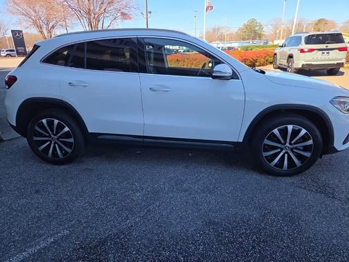 2023 Mercedes-Benz GLA 250 