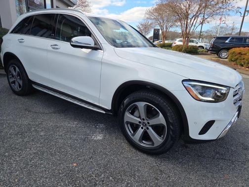 Polar White 2022 Mercedes-Benz GLC 300 4MATIC