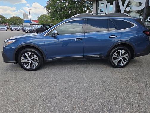 Abyss Blue Pearl 2022 Subaru Outback Touring