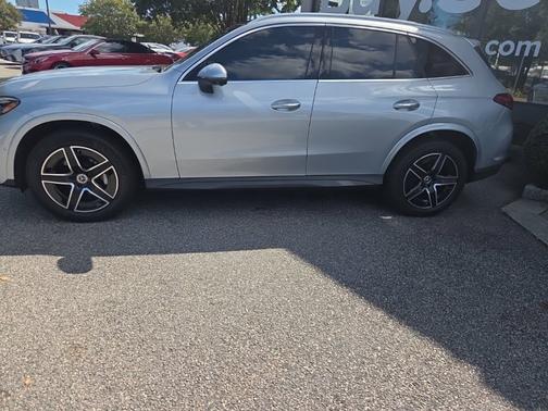 2023 Mercedes-Benz GLC 300 4MATIC