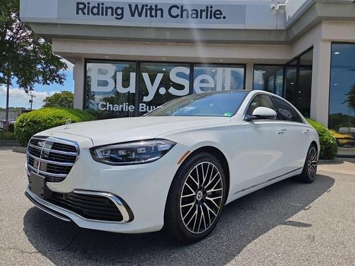 MANUFAKTUR Moonlight White Metallic 2024 Mercedes-Benz S-Class 4MATIC