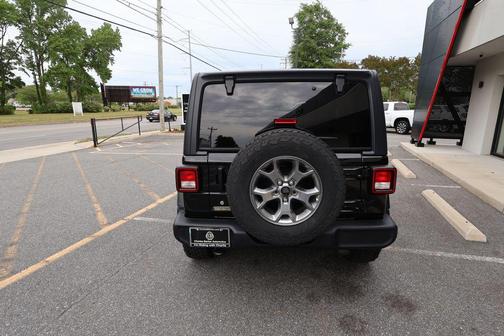 Black Clearcoat 2020 Jeep Wrangler Unlimited Freedom 4x4