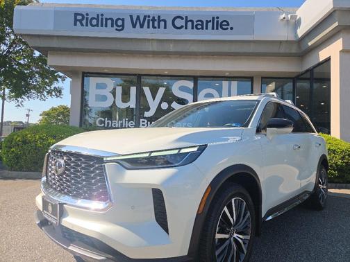Majestic White 2023 INFINITI QX60 SENSORY