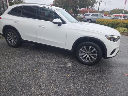 2023 Mercedes-Benz GLC 300 Base