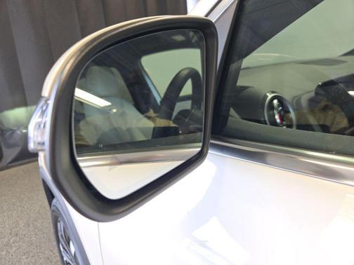 Polar White 2023 Mercedes-Benz GLA 250 4MATIC