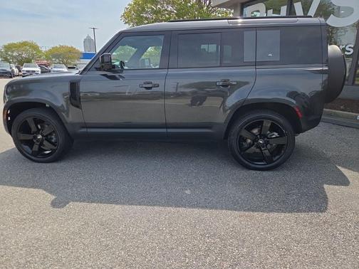 Eiger Grey Metallic 2024 Land Rover Defender 110 P300