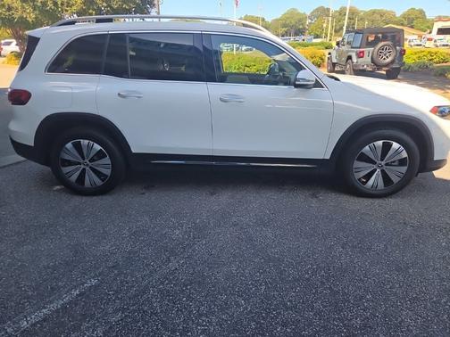 2023 Mercedes-Benz EQB 300 4MATIC