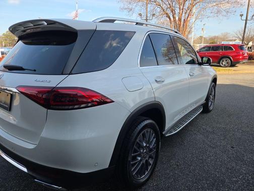 Polar White 2022 Mercedes-Benz GLE 350 4MATIC