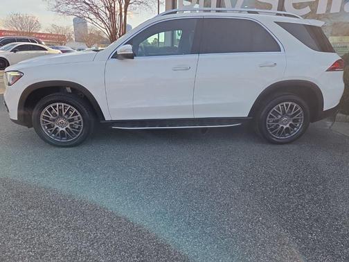 Polar White 2022 Mercedes-Benz GLE 350 4MATIC