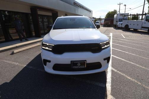 White Knuckle Clearcoat 2023 Dodge Durango GT Premium RWD