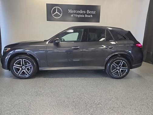 Graphite Grey Metallic 2025 Mercedes-Benz GLC 300 4MATIC