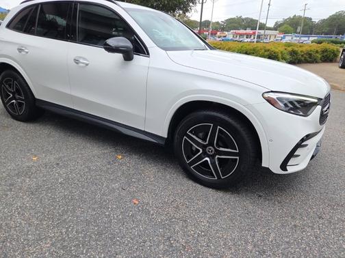 2024 Mercedes-Benz GLC 300 Base