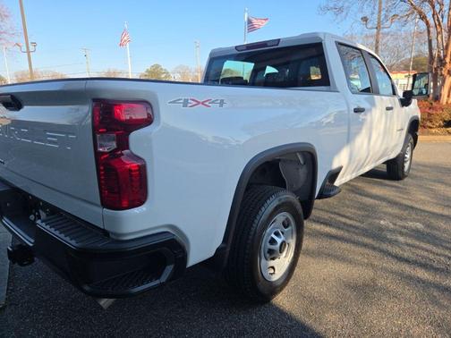 Summit White 2025 Chevrolet Silverado 2500 WT